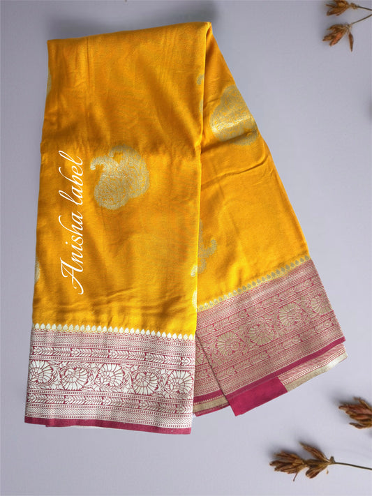 STUNNING COMBINATIONS YELLOW AND RED BANARASI ALLOVER GOLD ZARI WEAVING WITH RICHPALLU AND BLOUSE WITH SMALL BUTISS✨