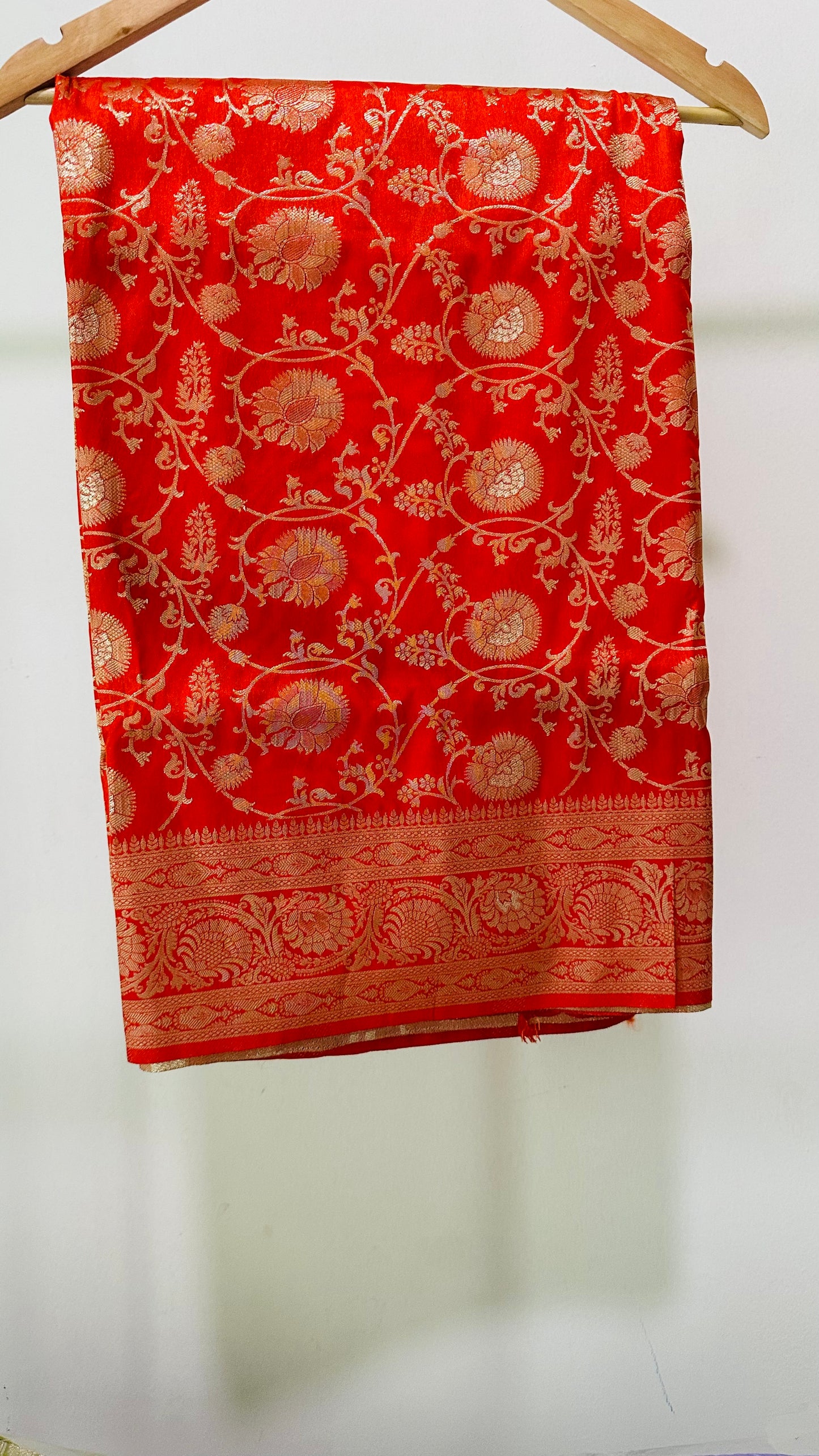Banaras orange allover georgette saree with rich pallu and blouse ✨