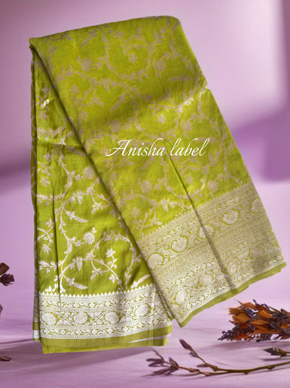 MEHENDI GREEN BANARASI GEORGETTE SAREE ALLOVER ZARI WEAVING RICHPALLU WITH BLOUSE✨