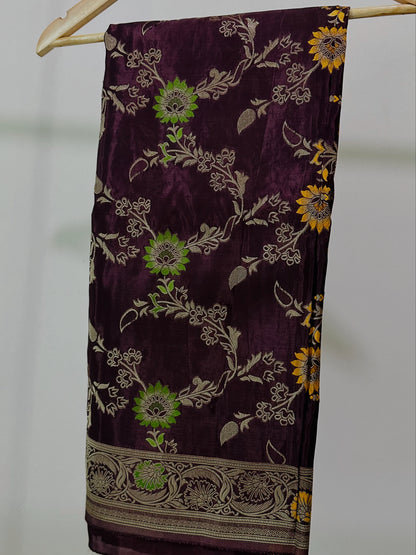 Brown allover meenakari design saree with rich pallu and blouse✨🍂